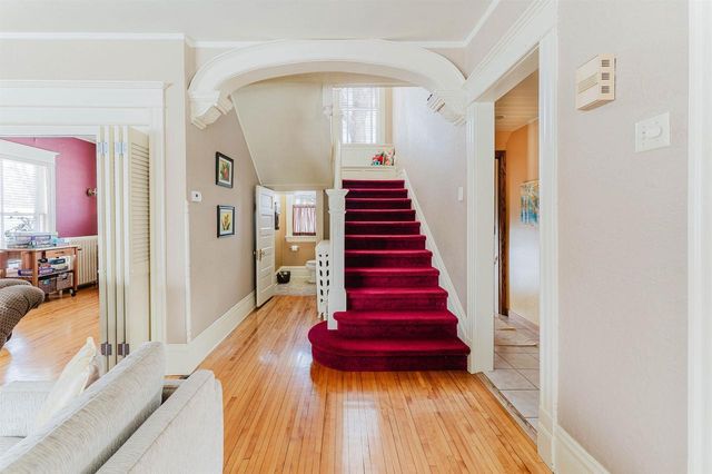 1552 ALGOMA BOULEVARD, Oshkosh, WI 54901