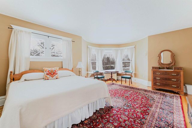 1552 ALGOMA BOULEVARD, Oshkosh, WI 54901