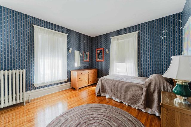 1552 ALGOMA BOULEVARD, Oshkosh, WI 54901