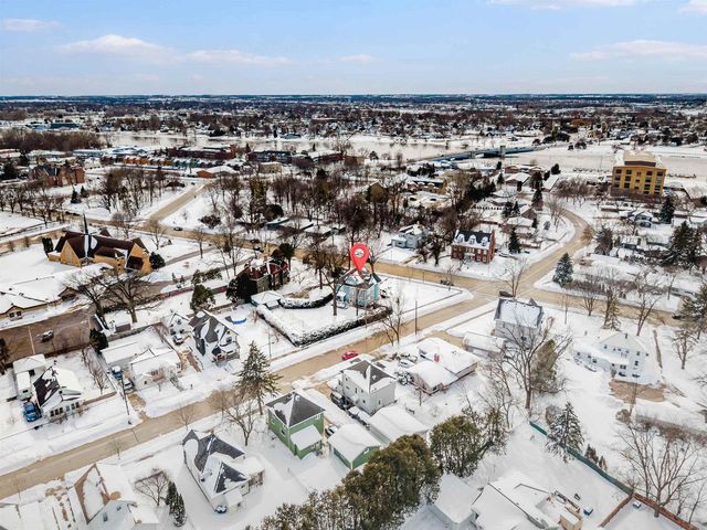 1552 ALGOMA BOULEVARD, Oshkosh, WI 54901