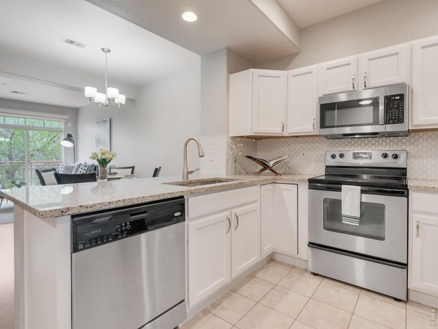 5392 Allison St, Arvada, CO 80002