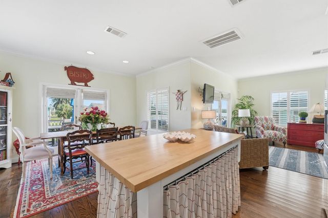 16635 Jamaica Cove Road, Jamaica Beach, TX 77554