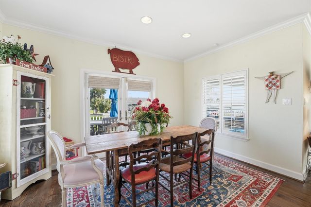 16635 Jamaica Cove Road, Jamaica Beach, TX 77554