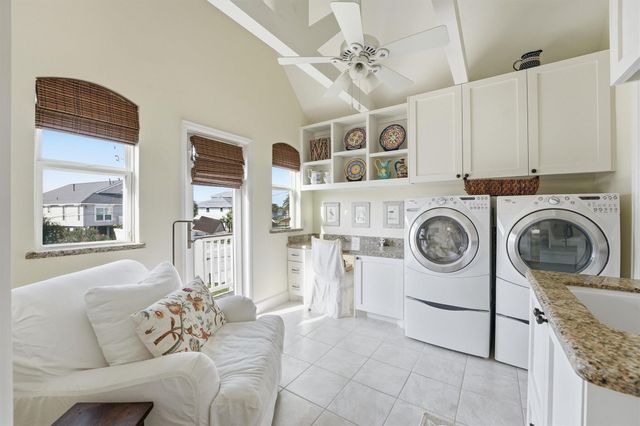 16635 Jamaica Cove Road, Jamaica Beach, TX 77554