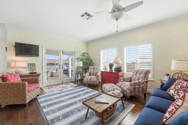 16635 Jamaica Cove Road, Jamaica Beach, TX 77554