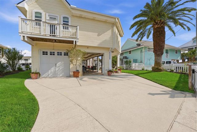 16635 Jamaica Cove Road, Jamaica Beach, TX 77554