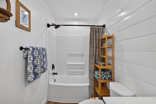 210 Baldwin Ave, Roseville, CA 95678