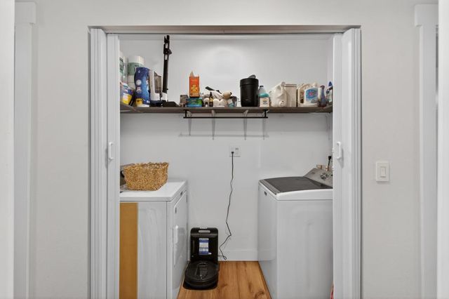 210 Baldwin Ave, Roseville, CA 95678