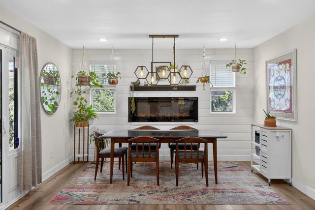 210 Baldwin Ave, Roseville, CA 95678