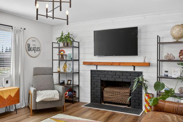 210 Baldwin Ave, Roseville, CA 95678