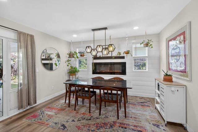 210 Baldwin Ave, Roseville, CA 95678