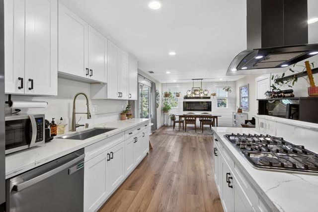 210 Baldwin Ave, Roseville, CA 95678