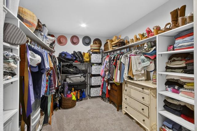 210 Baldwin Ave, Roseville, CA 95678