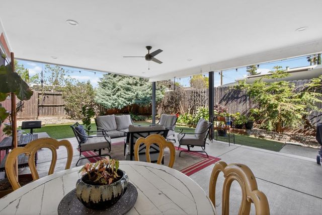 210 Baldwin Ave, Roseville, CA 95678