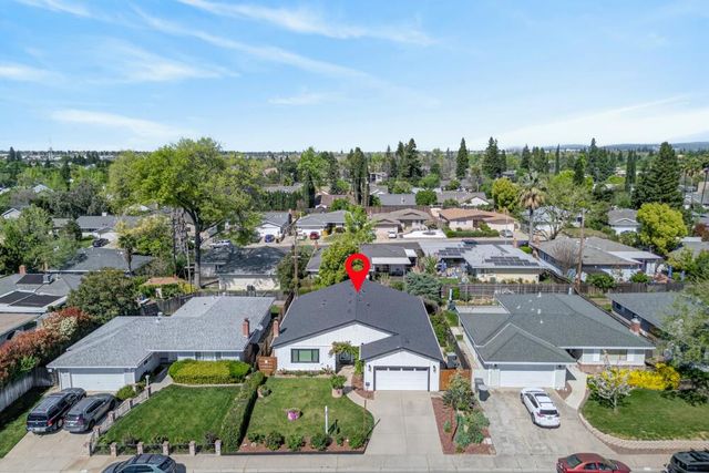 210 Baldwin Ave, Roseville, CA 95678