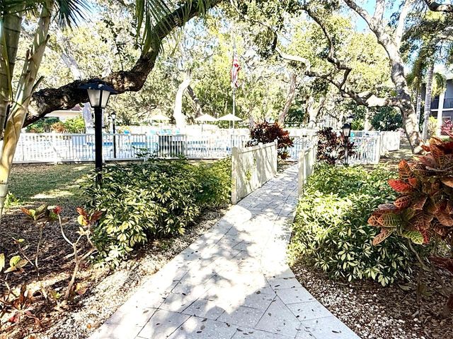 870 VIRGINIA STREET 314, Dunedin, FL 34698