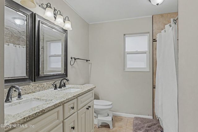 3968 KADEN Drive E, Jacksonville, FL 32277