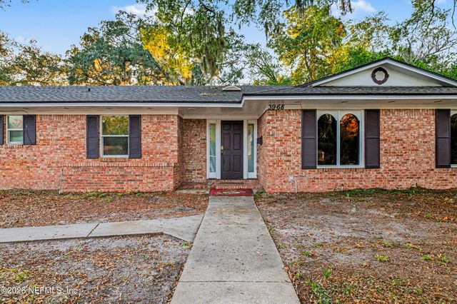 3968 KADEN Drive E, Jacksonville, FL 32277