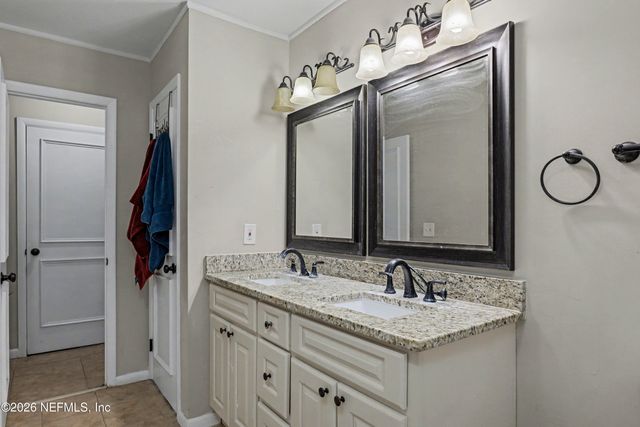 3968 KADEN Drive E, Jacksonville, FL 32277