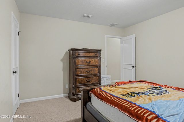 3968 KADEN Drive E, Jacksonville, FL 32277