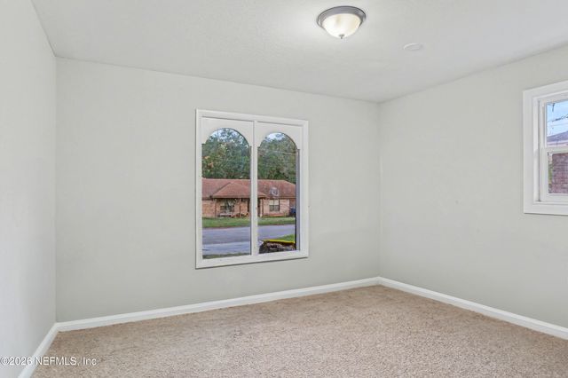 3968 KADEN Drive E, Jacksonville, FL 32277