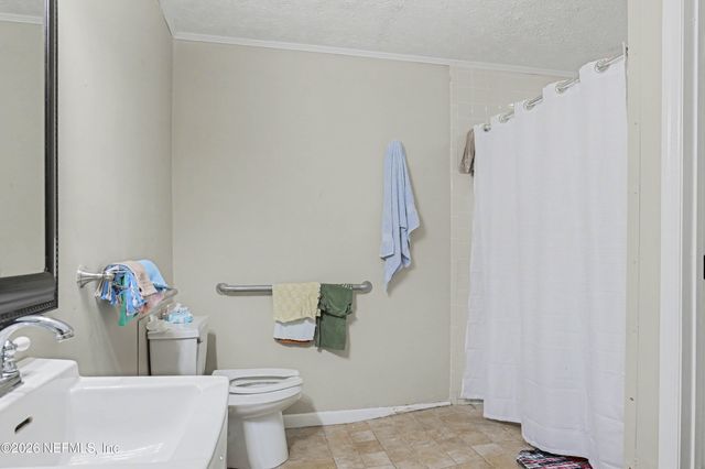 3968 KADEN Drive E, Jacksonville, FL 32277