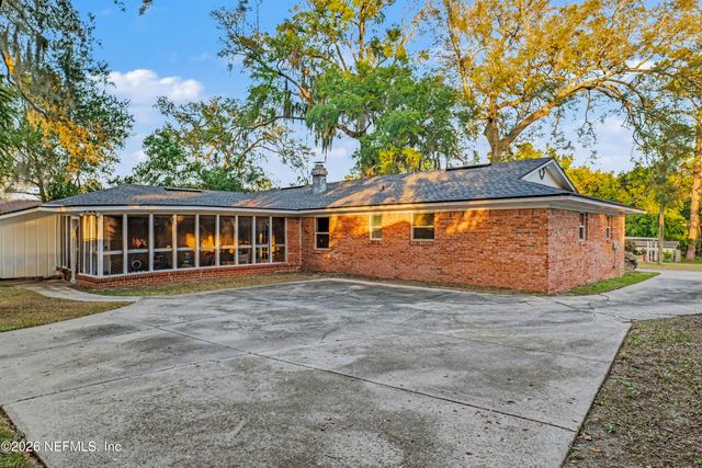 3968 KADEN Drive E, Jacksonville, FL 32277