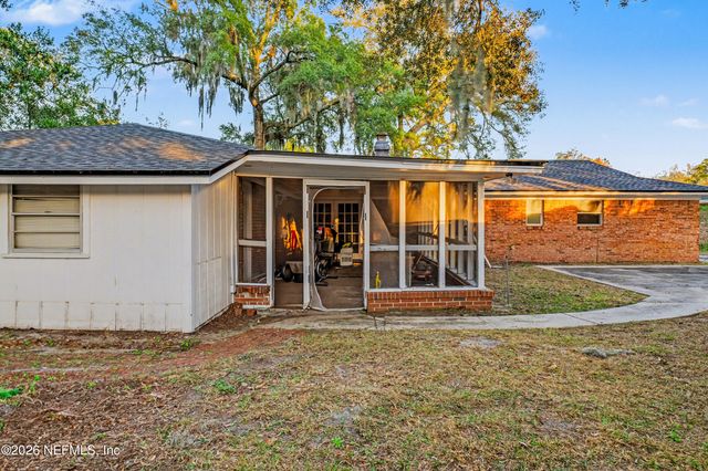 3968 KADEN Drive E, Jacksonville, FL 32277