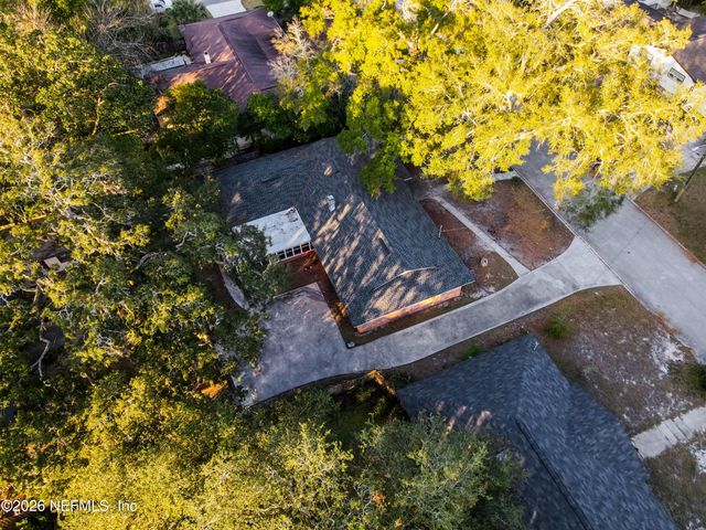 3968 KADEN Drive E, Jacksonville, FL 32277