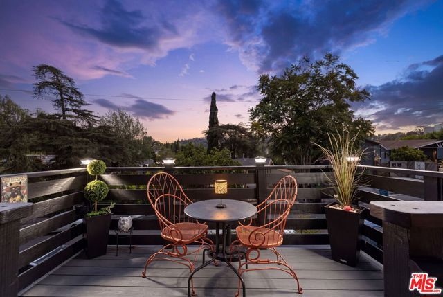 1001 Farnam Street, Los Angeles, CA 90042