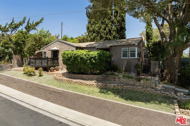 1001 Farnam Street, Los Angeles, CA 90042