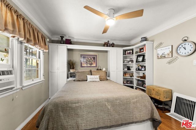 1001 Farnam Street, Los Angeles, CA 90042