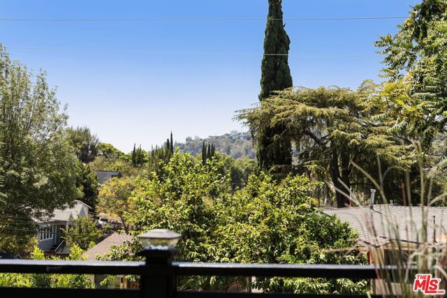 1001 Farnam Street, Los Angeles, CA 90042
