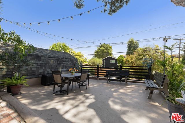 1001 Farnam Street, Los Angeles, CA 90042