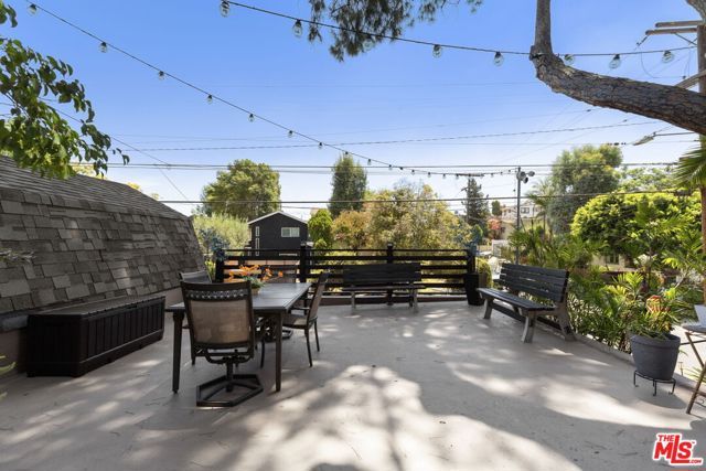 1001 Farnam Street, Los Angeles, CA 90042