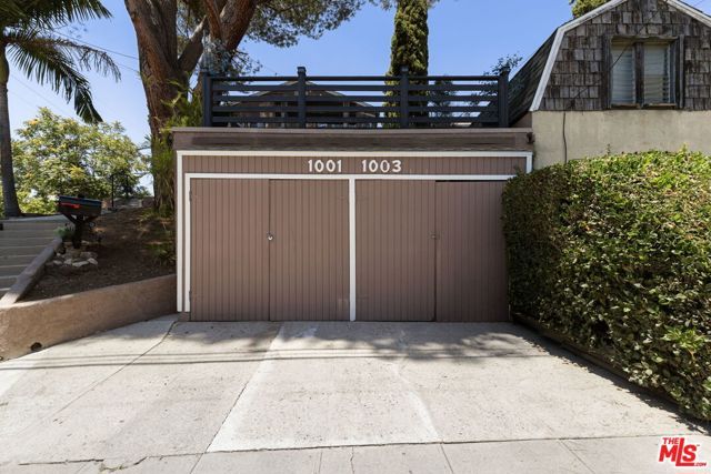 1001 Farnam Street, Los Angeles, CA 90042