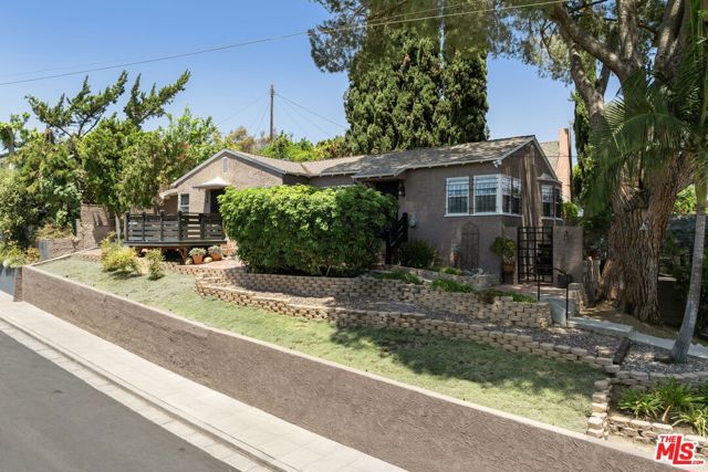 1001 Farnam Street, Los Angeles, CA 90042