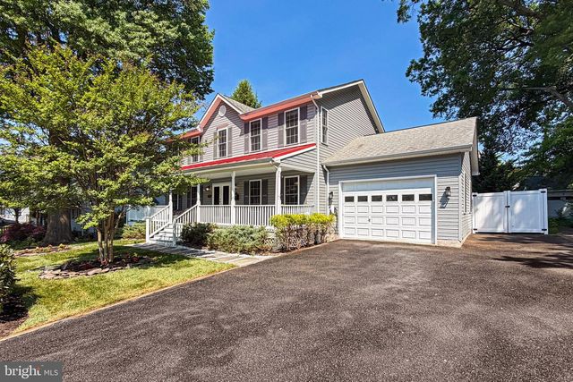 909 19TH ST S, Arlington, VA 22202