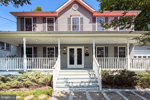909 19TH ST S, Arlington, VA 22202