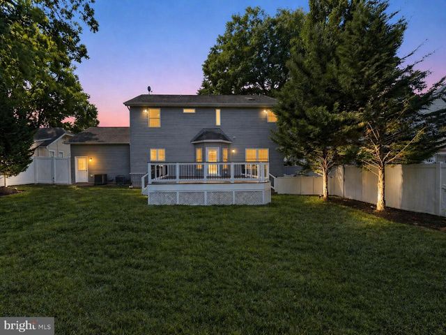 909 19TH ST S, Arlington, VA 22202