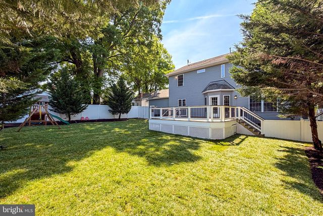 909 19TH ST S, Arlington, VA 22202