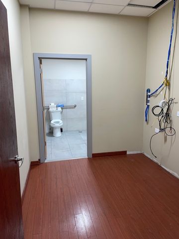 222 Vollmer Road 1B, Chicago Heights, IL 60411