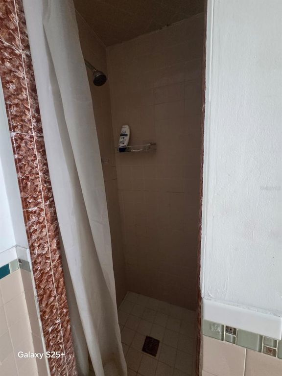 Image 21 of property listing at 1302 E 26TH AVENUE, Tampa, FL 33605