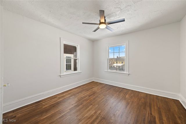 1061 Greyton Road, Cleveland Heights, OH 44112