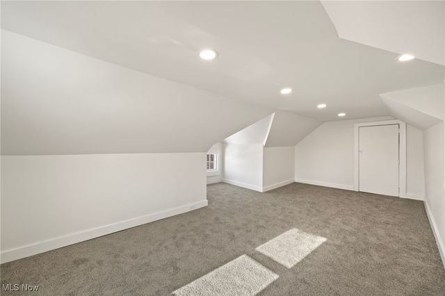 1061 Greyton Road, Cleveland Heights, OH 44112