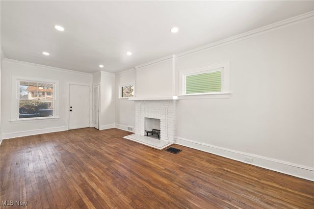 1061 Greyton Road, Cleveland Heights, OH 44112