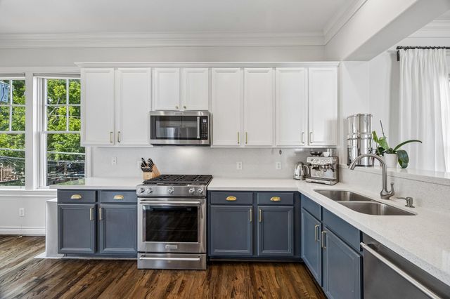 539 W 25th Street A, Houston, TX 77008
