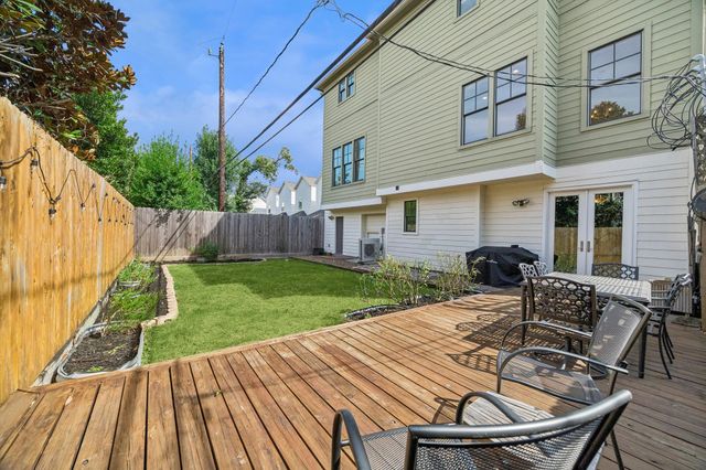539 W 25th Street A, Houston, TX 77008