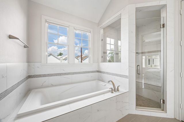 539 W 25th Street A, Houston, TX 77008