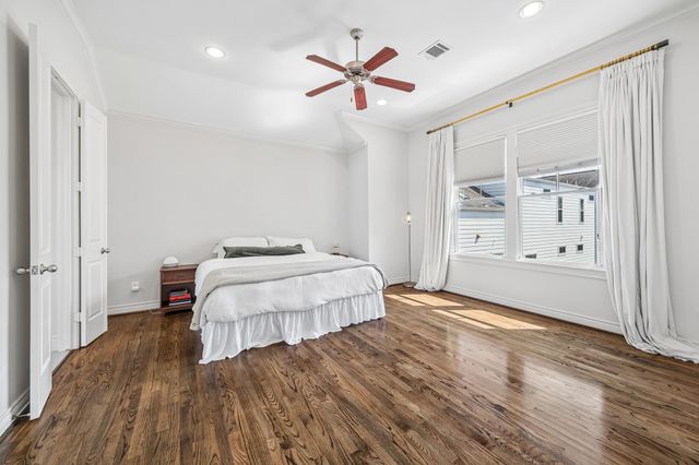 539 W 25th Street A, Houston, TX 77008